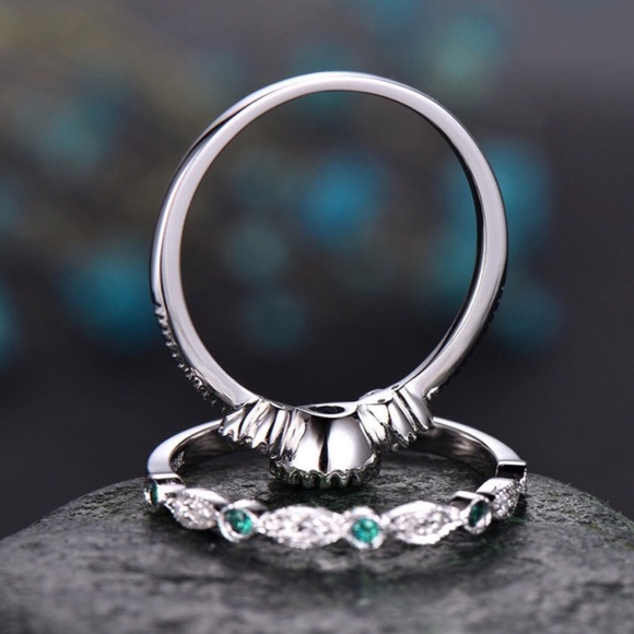 Luxury 2 pcs/set Emerald Ring - Picture 3 of 4